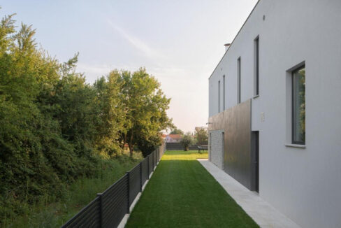 Zeitgenössische luxuriöse moderne Villa - Liznjan, Istrien