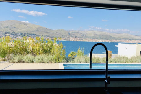 Neue moderne Villa auf Ciovo, nahe am Meer