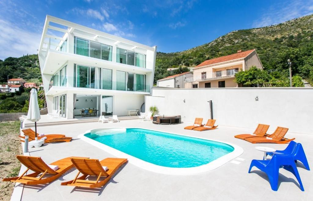 Prestigeträchtige Villa mit Meerblick in Dubrovnik