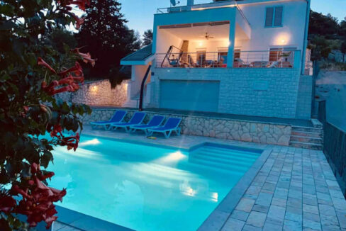 Haus mit Meerblick in der Nähe von Sibenik
