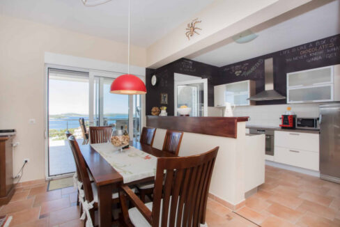 Haus mit Meerblick in der Nähe von Sibenik