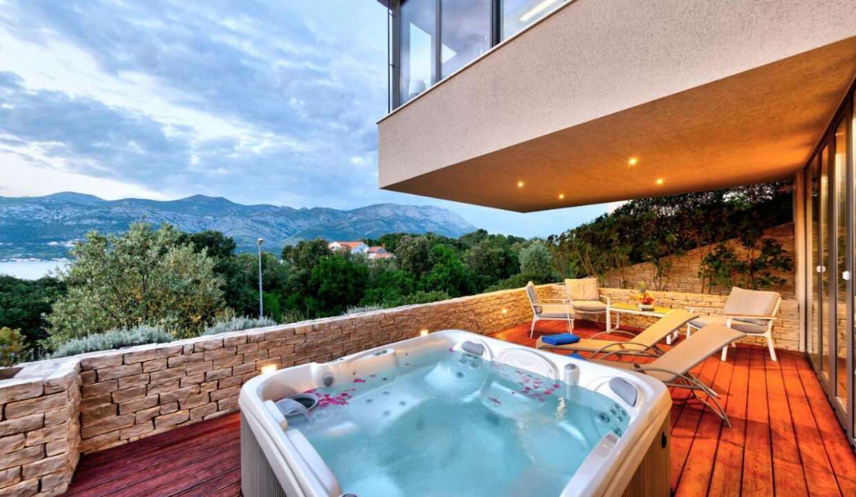 2 luxuriöse Villen auf der Insel Korcula