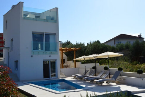Haus mit Meerblick in Okrug Gornji